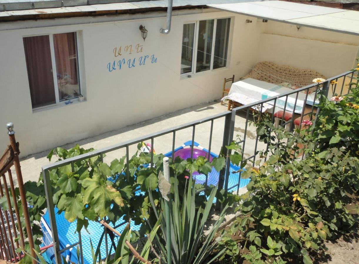 Like Home Guesthouse & Tours Erevan Exterior foto