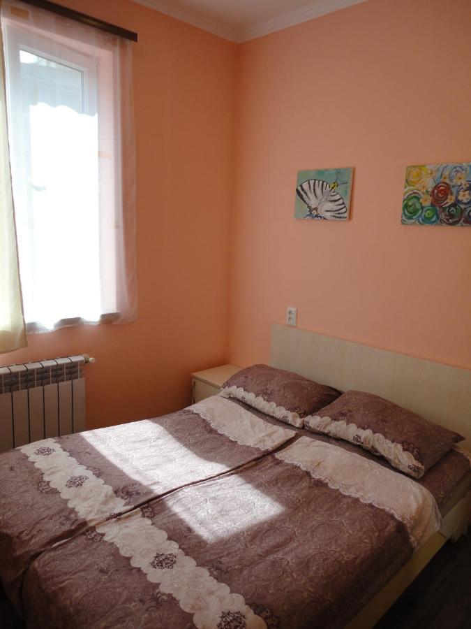Like Home Guesthouse & Tours Erevan Exterior foto