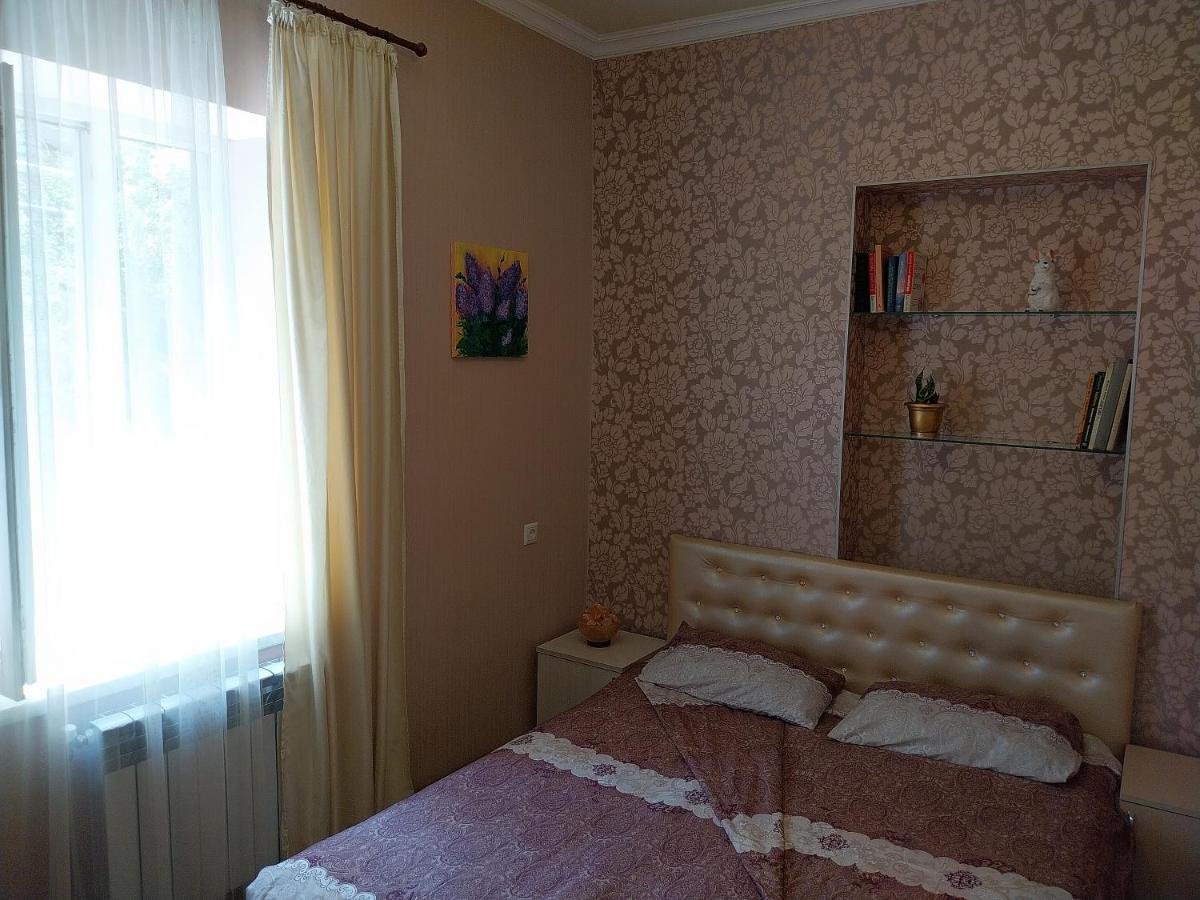 Like Home Guesthouse & Tours Erevan Exterior foto